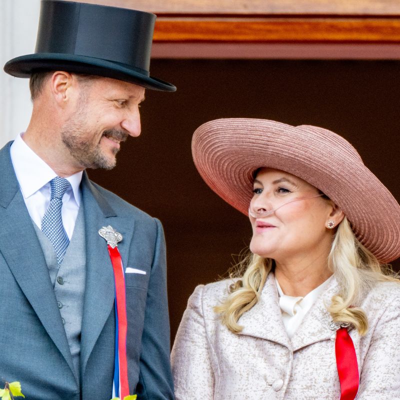 肺移植を受けたノルウェーのメッテ＝マリット王太子妃、術後初めて写真を公開。