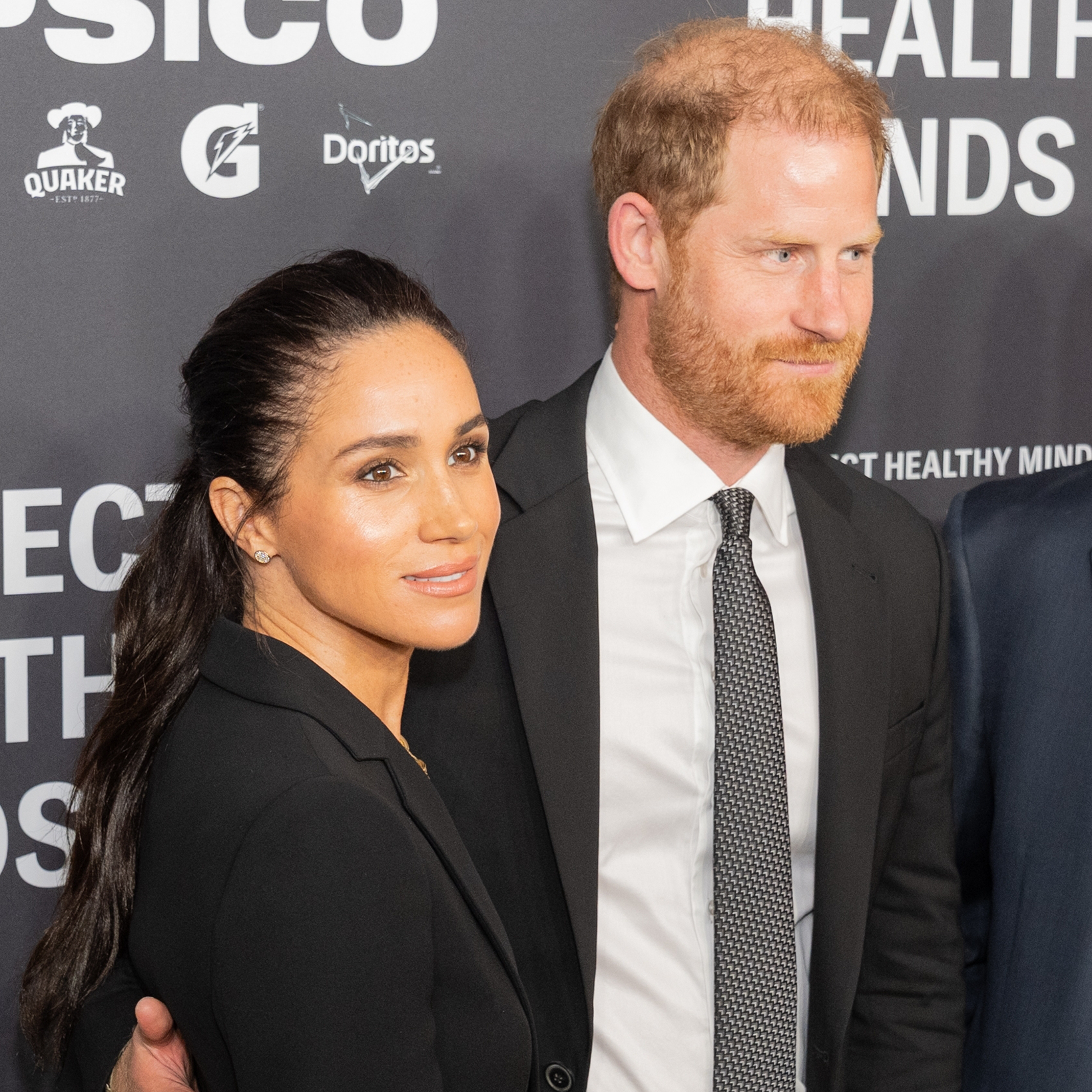 チャールズ国王が書簡で突き放す。英国に戻ったハリー王子夫妻を待っていた冷遇の数々。