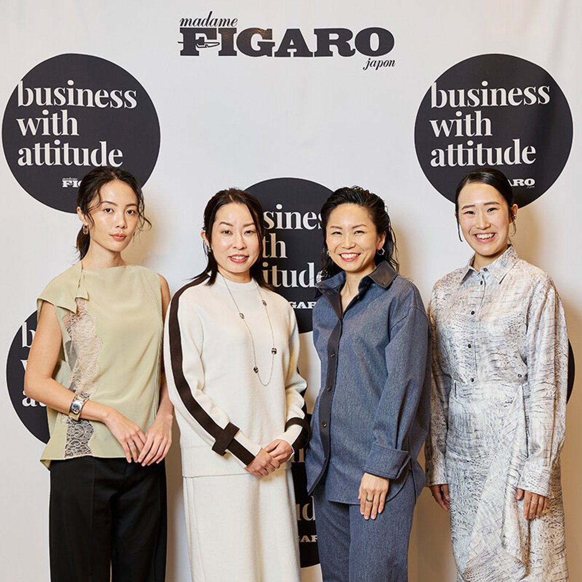 フェラガモが照らす、働く女性のエレガンス。【BWAアワード2025】