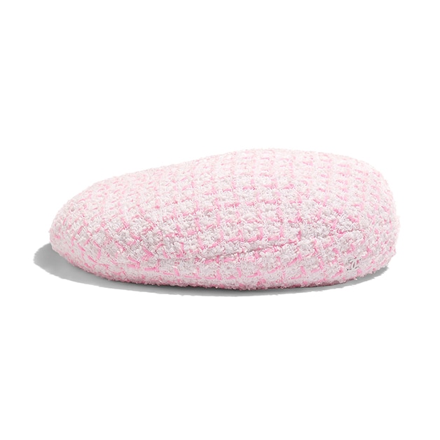 白×ピンクの色合いが優しい、ツイードのベレー帽 ￥88,560