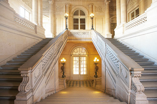 パリの造幣局が、モダンアートの発信地に！