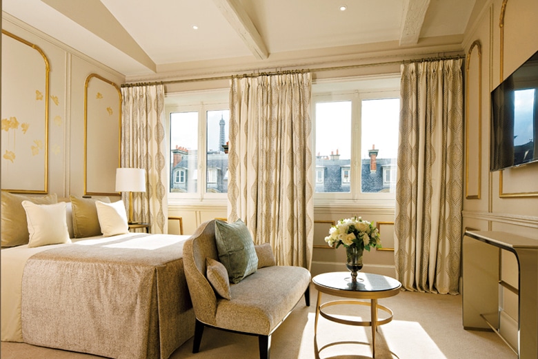 パリ高級住宅地に佇むホテルのスパで 女を磨く Le Narcisse Blanc Hotel Spa パリ フィガロジャポン