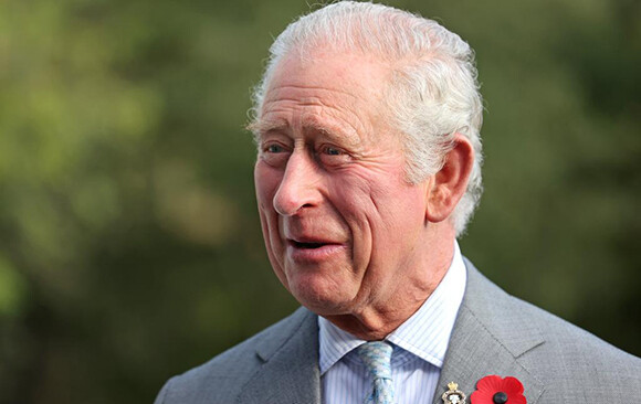 00-211108-le-prince-charles.jpg