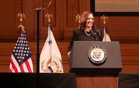 00-211122-kamala-harris.jpg