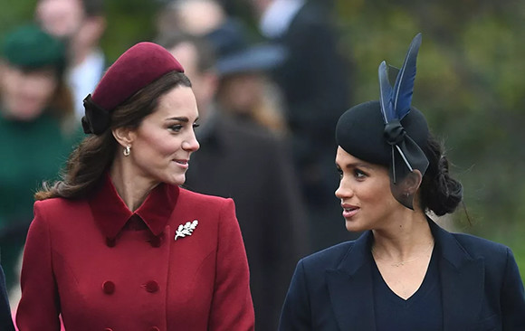 00-220909-kate-and-meghan.jpg