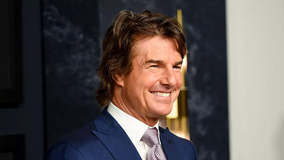 00-230406-tom-cruise.jpg