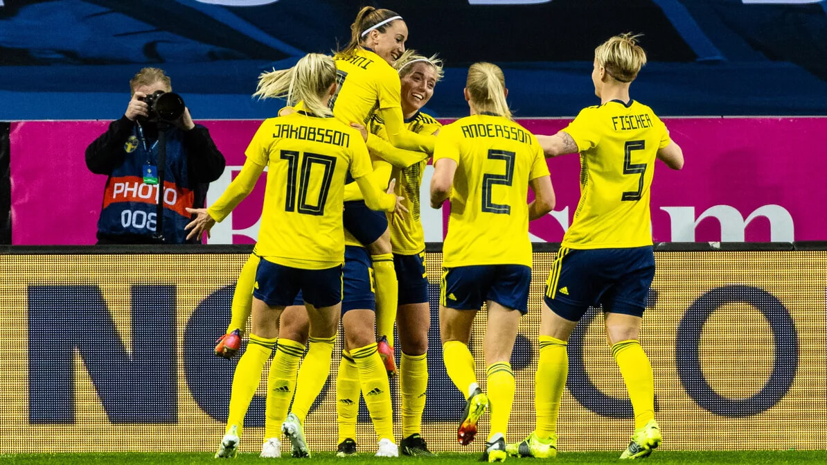 00-230815-football-of-sweden.jpg