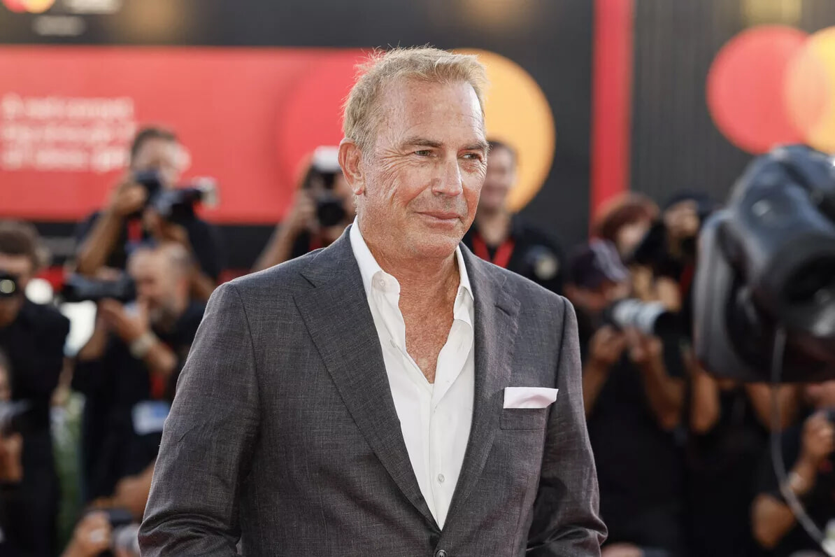 00-241219-kevin-costner.jpg