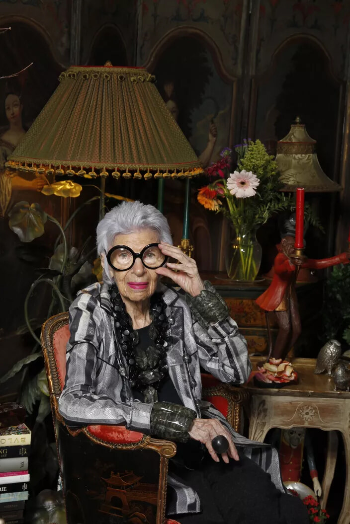 01-01-240304-iris-apfel.jpg