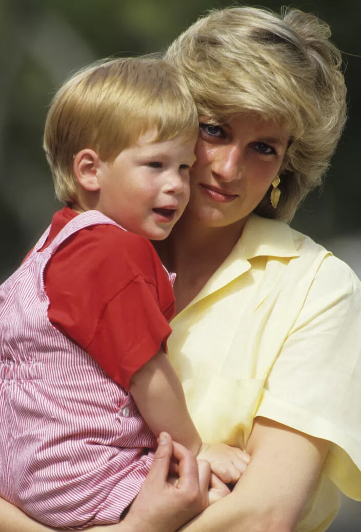 01-01-240917-photos-of-prince-harry.jpg