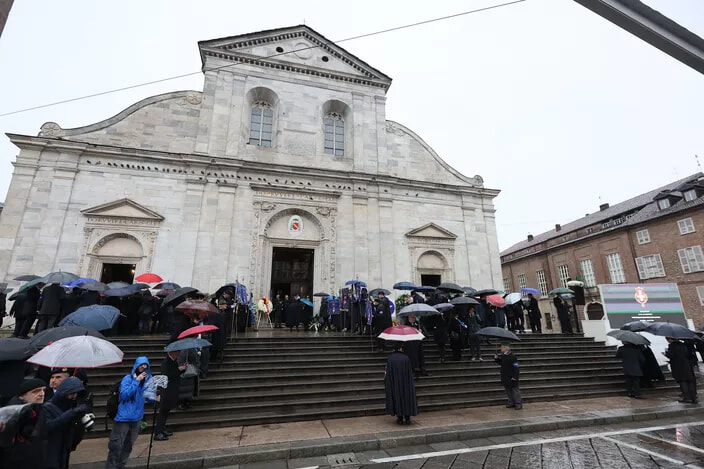 01-02-240213-funeral-of-victor-emmanuel.jpg