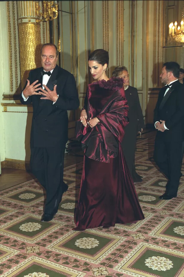 01-07-240201-queen-rania-of-jordan.jpg