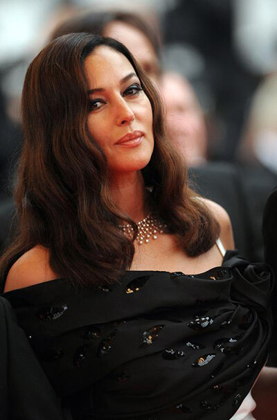 01-10-211209-monica-bellucci.jpg