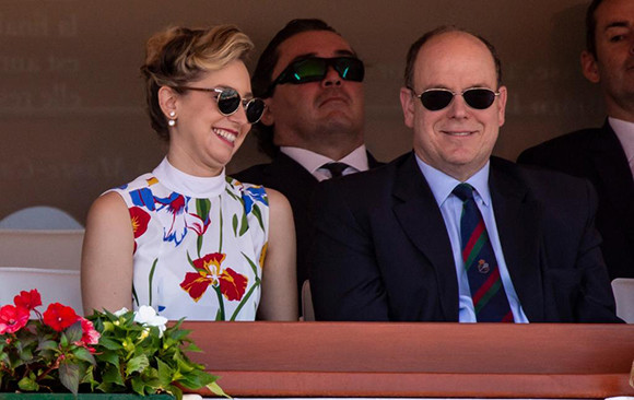 01-210827-jazmin-grace-et-alexandre-grimaldi-les-enfants-illegitimes-dalbert-de-monaco.jpg