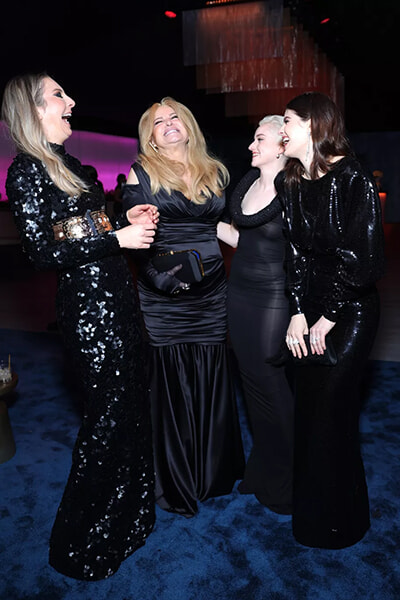 01-37-230314-after-party-of-oscars.jpg