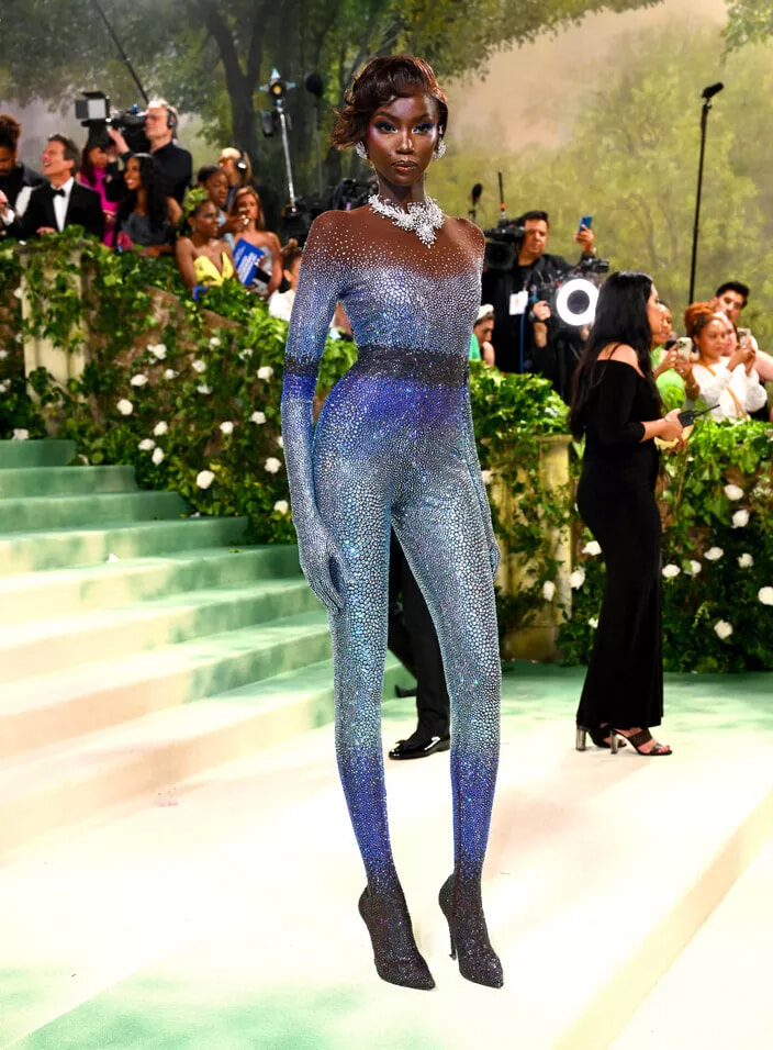 01-65-240508-met-gala.jpg