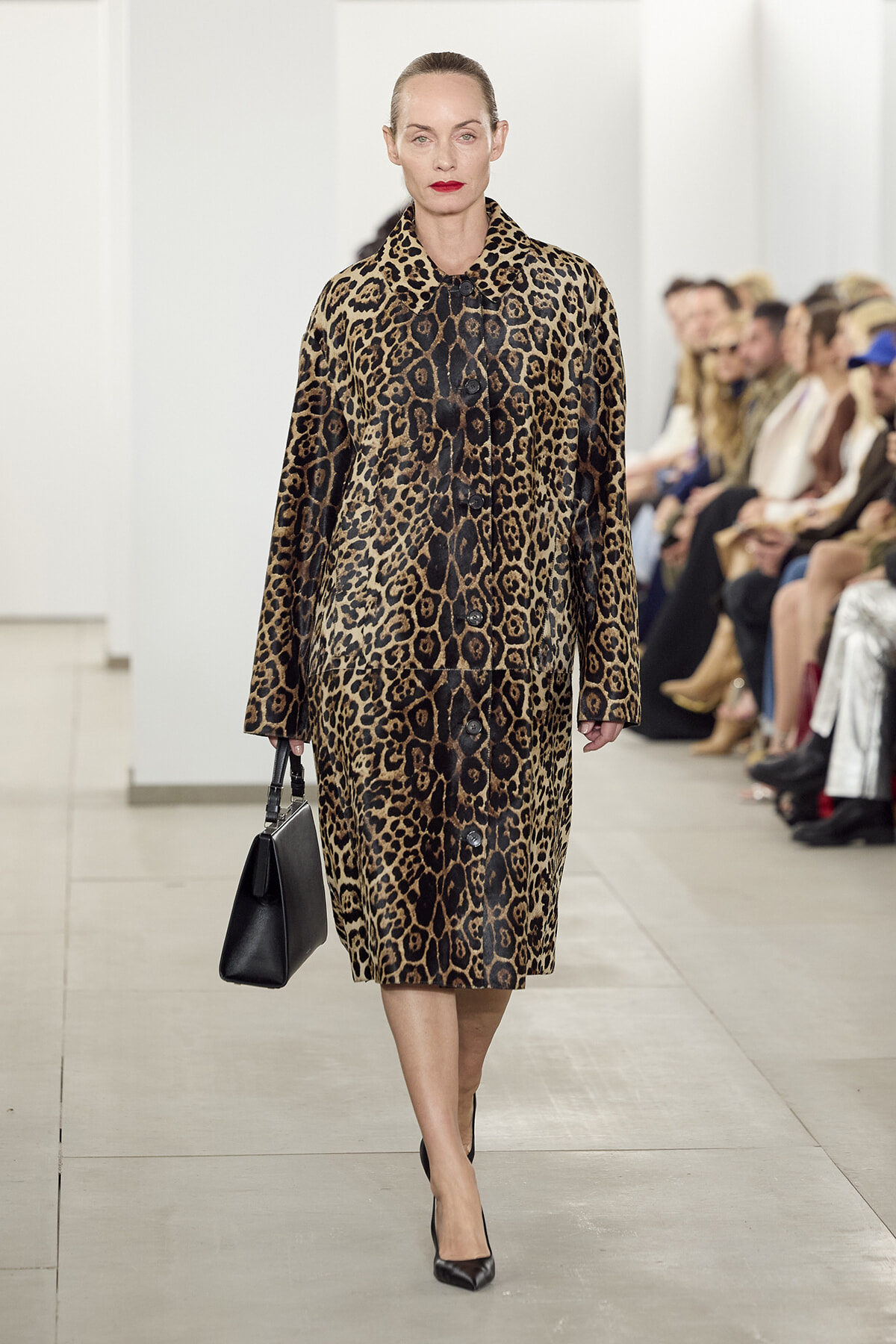 02-leopard-mania-240523.jpg