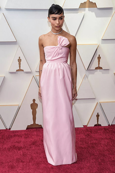 03-220329-oscars2022-costumes.jpg