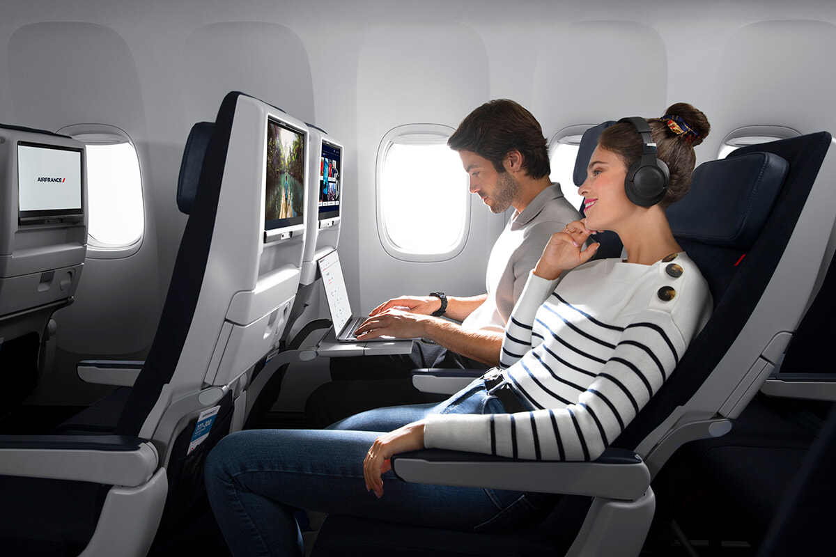 1200-800-1-777-48J-Economy-class.jpg