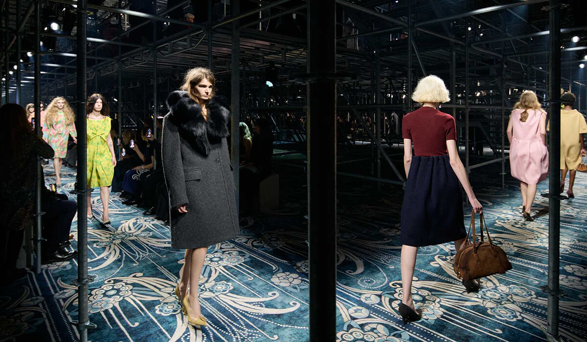 1200-Prada-Womens-FW25_parade-(1).jpg