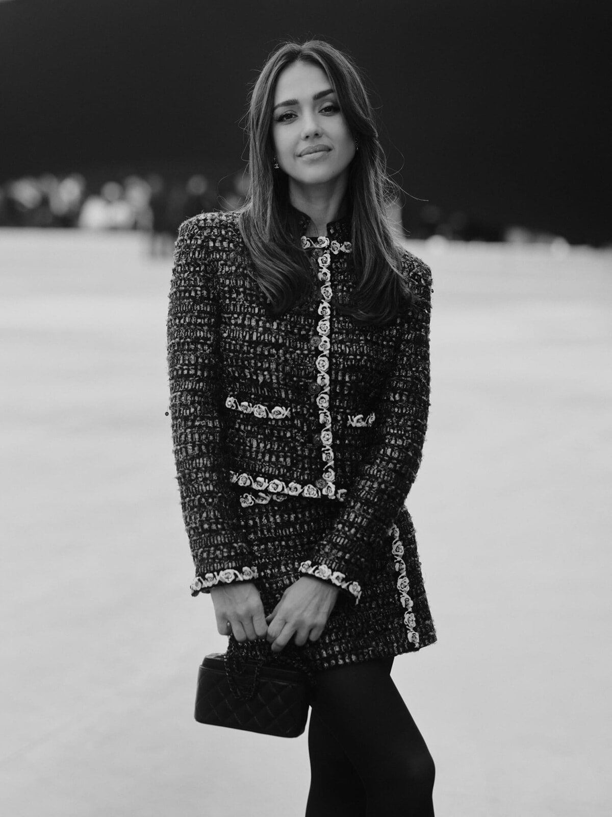 1200-chanel_jessica_alba_chanel_rtw_fw25_show_march_11th_1-LD.jpg