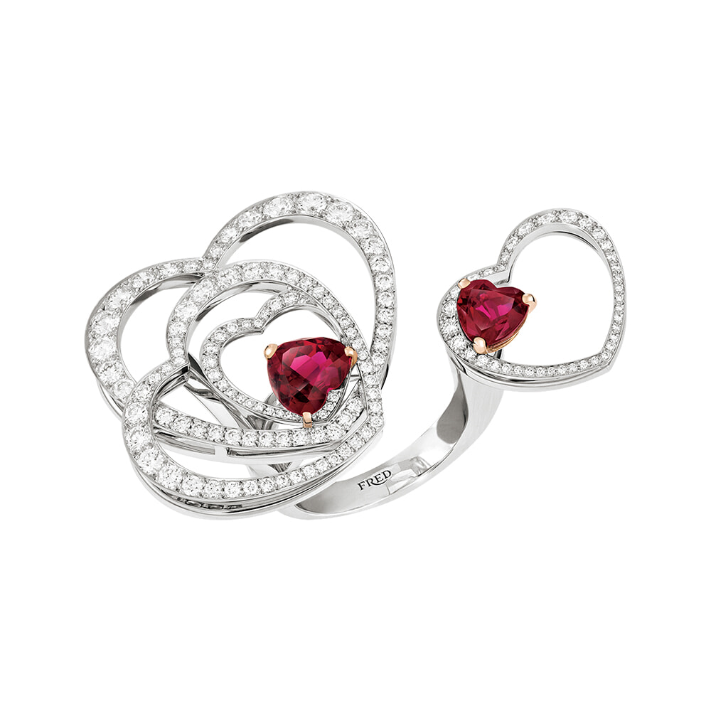 13-maison-heart-jewelry-231204.jpg