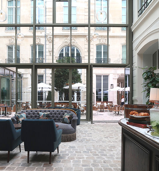 パリに行くの 新しいホテルthe Hoxtonがおすすめです Paris Deco Paris Madamefigaro Jp フィガロジャポン