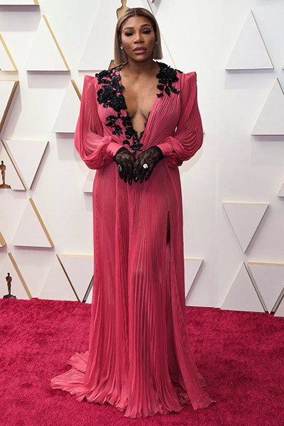 20-220329-oscars2022-costumes.jpg