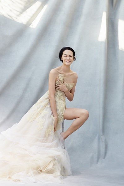 200300-aitominaga-beautybook-02.jpg