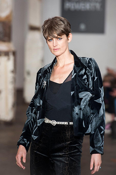 201224_stella-tennant-une-vie-sur-les-podiums-photo-11.jpg