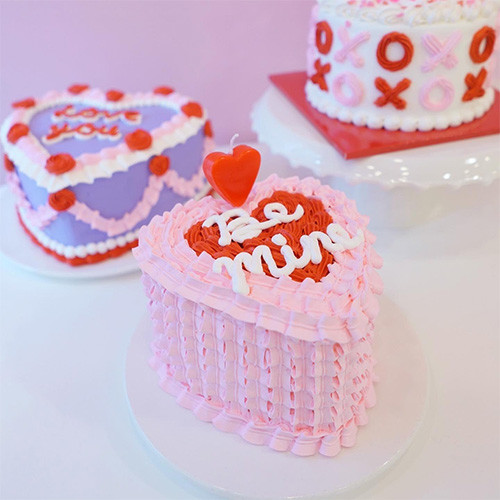 210204_Valentines day cake.jpg