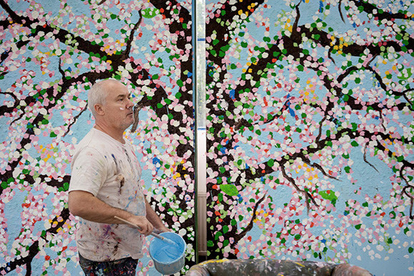 220225_damienhirst02.jpg