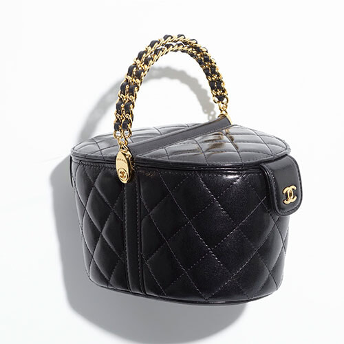 221219_chanel_black-bag-in-shiny-leather-and-metal-ap3094-b09795-94305-HD.jpg