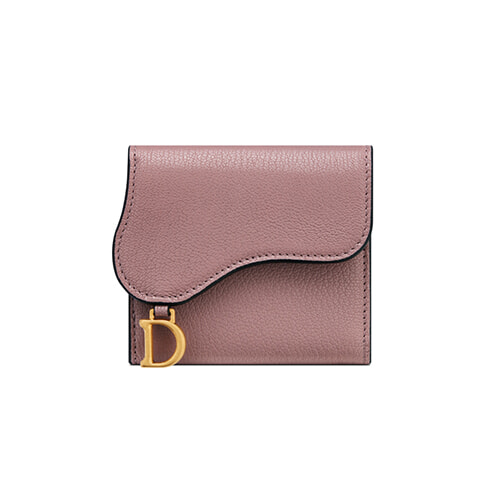 221228_mini_wallet_03_dior.jpg