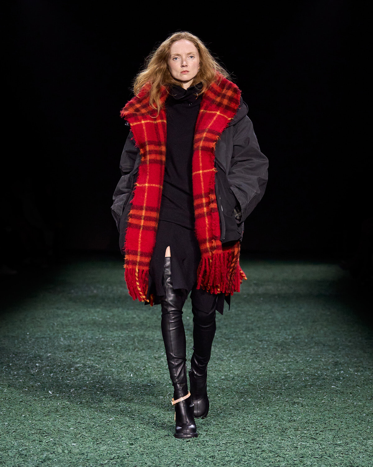 240226_Burberry-Winter-2024-Show---Look-41.jpg