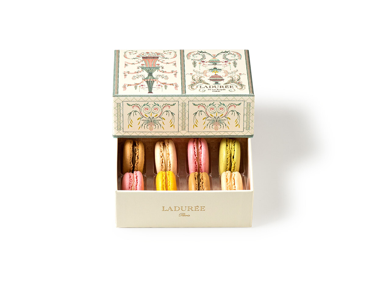 240730_laduree_royale_box.jpg