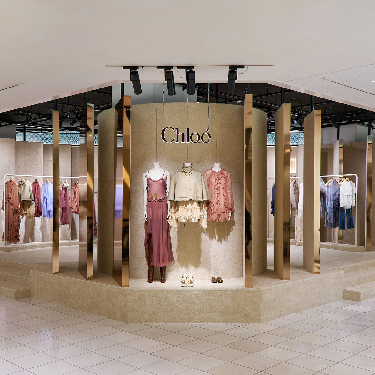 240829_chloe_popup_01.jpg