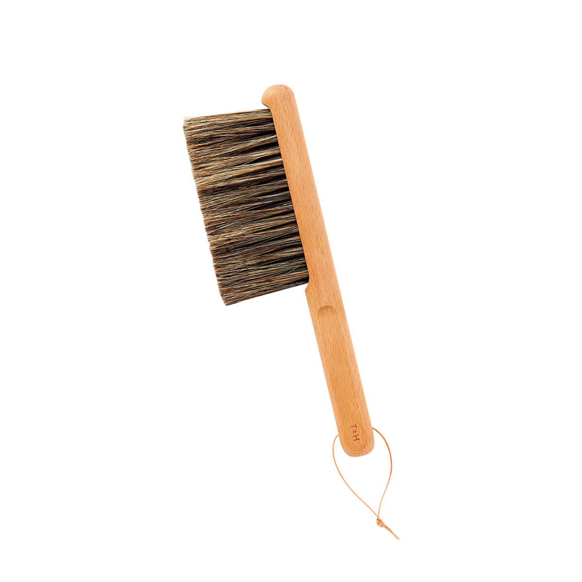 240917_everyday-luxuries_cleaning_clothes_brush.jpg