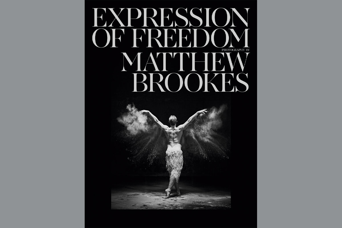 オペラ座ダンサーも被写体に。マシュー・ブルックスの写真集。