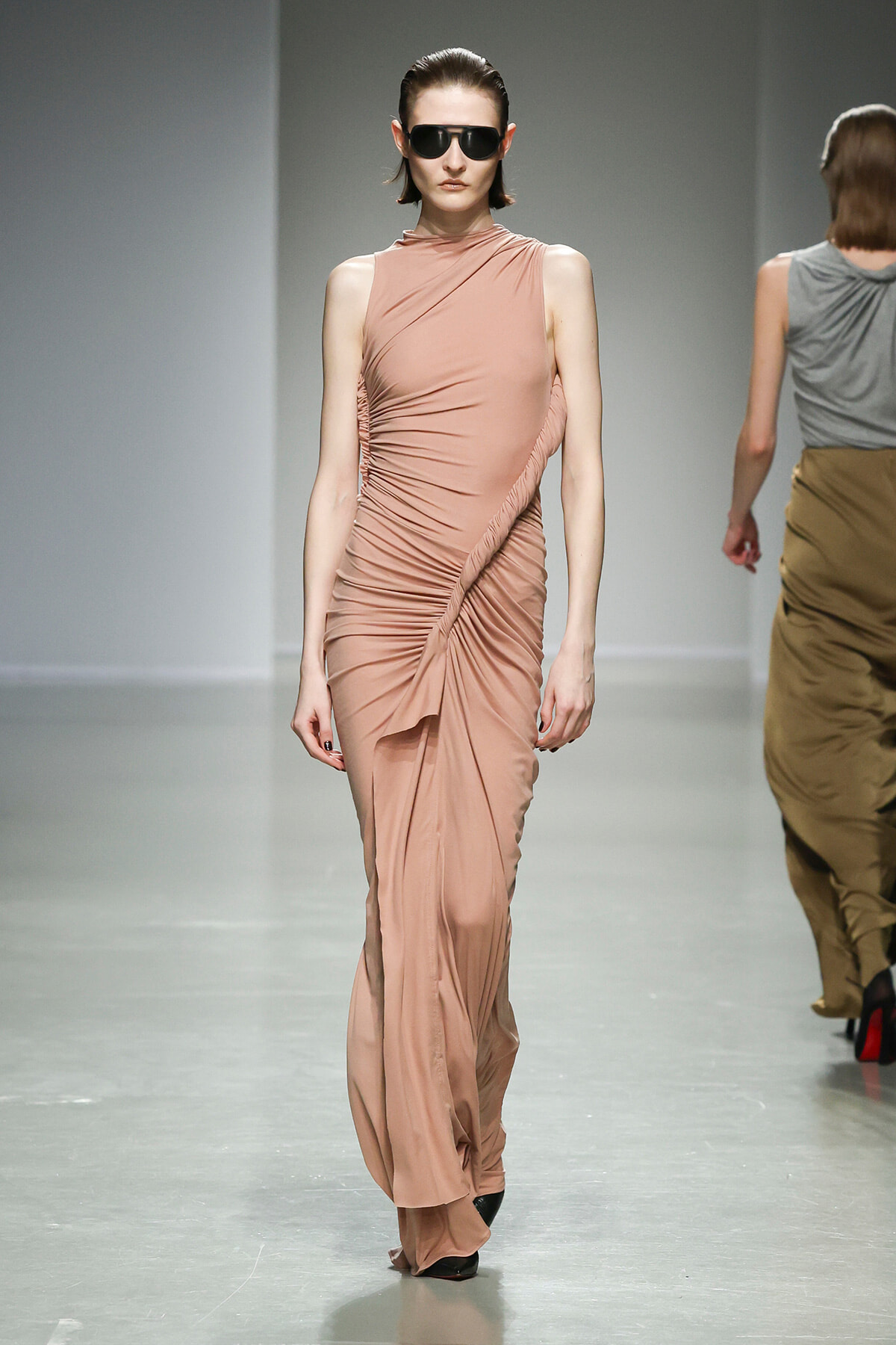 250521-dress-04.jpg