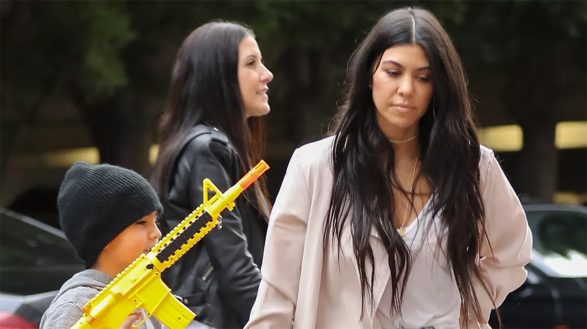 250528-kourtney-kardashian.jpg