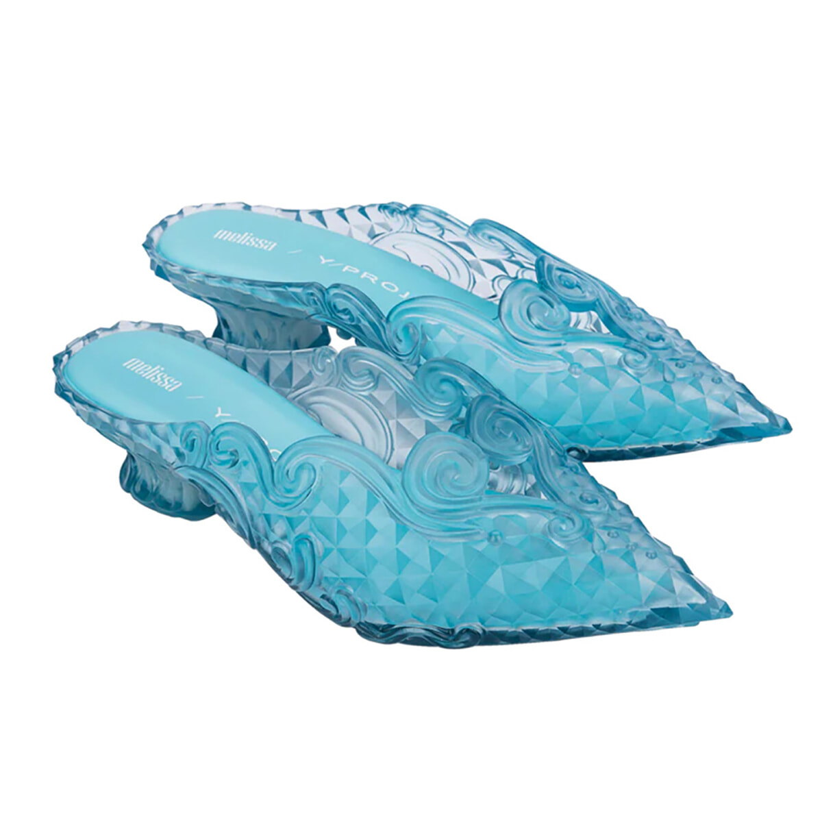 250605-rainshoes-10.jpg