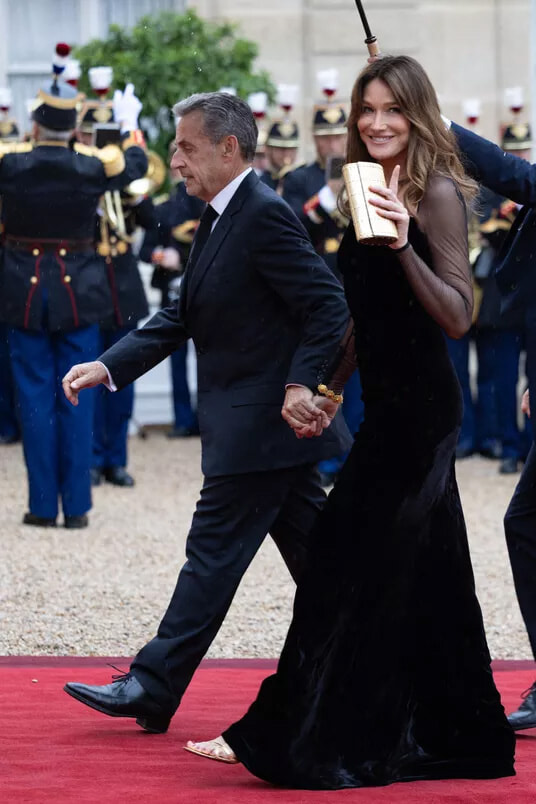 250610-carla-bruni-02.jpg