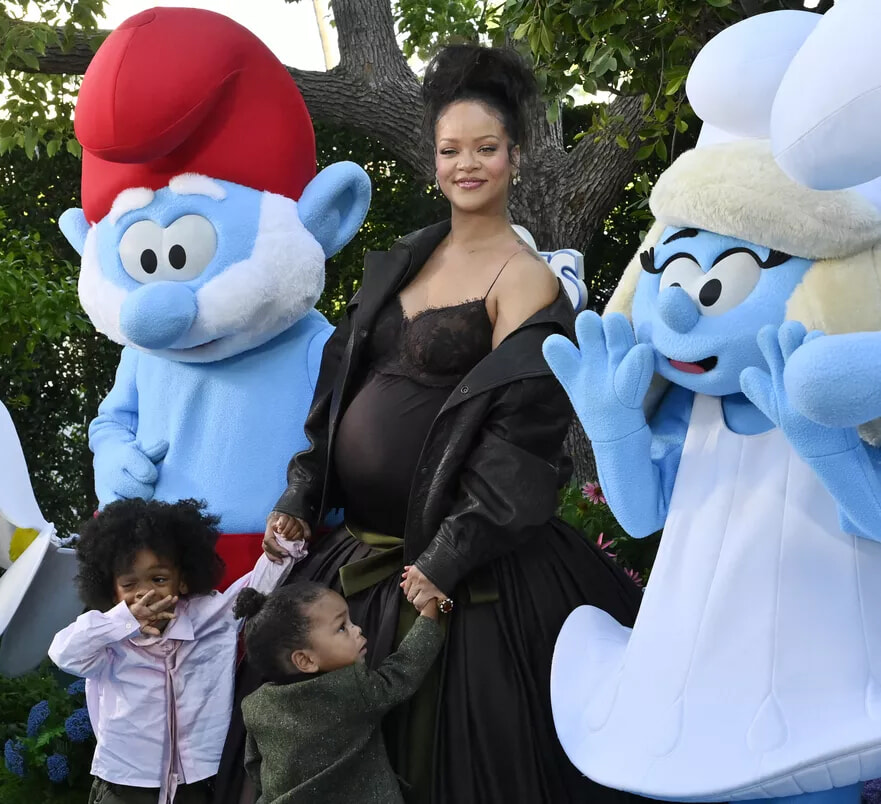 250715-rihanna-04.jpg