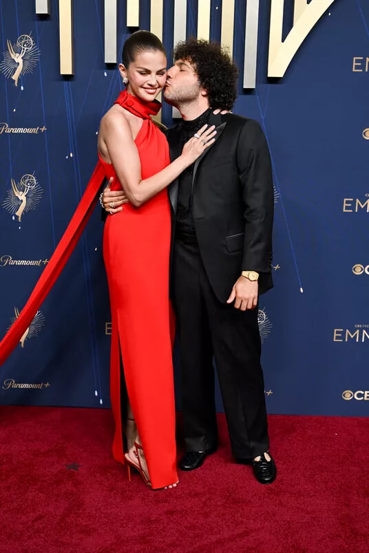250917-emmy-awards-02.jpg