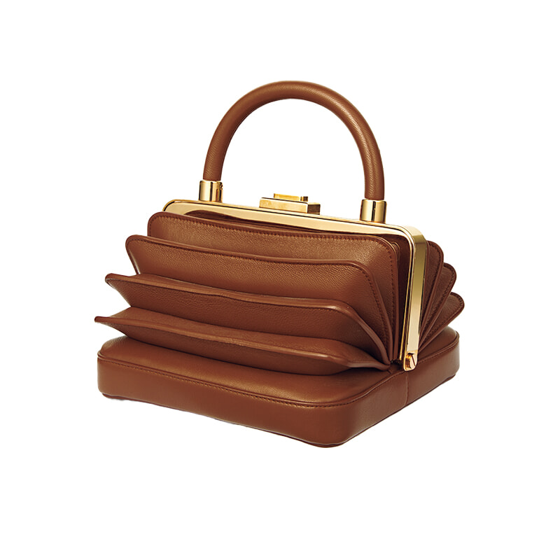 250929-brown-02.jpg