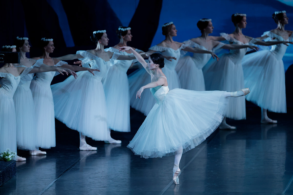 251003-ukraine-ballet-001.jpg