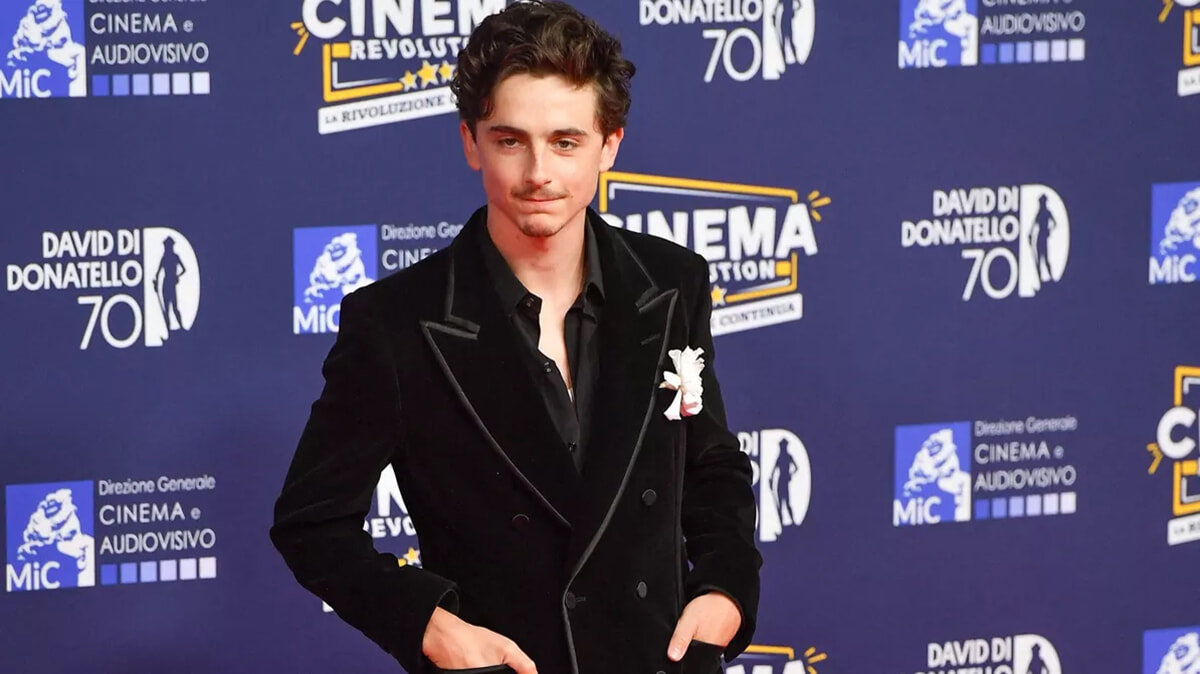 251009-timothee-chalamet.jpg