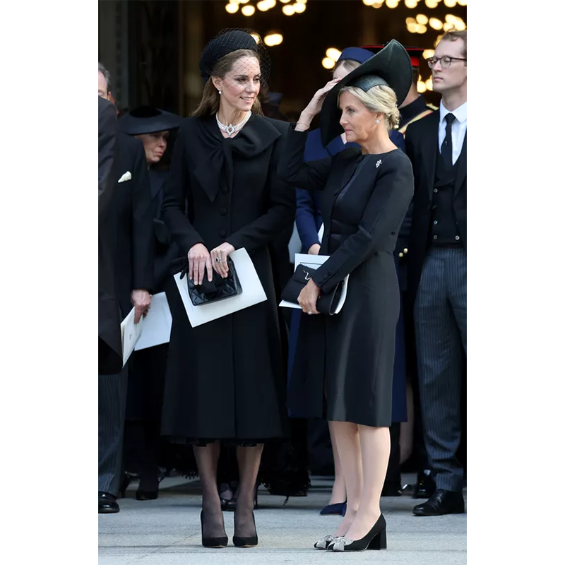 251222-kate-middleton-02.png