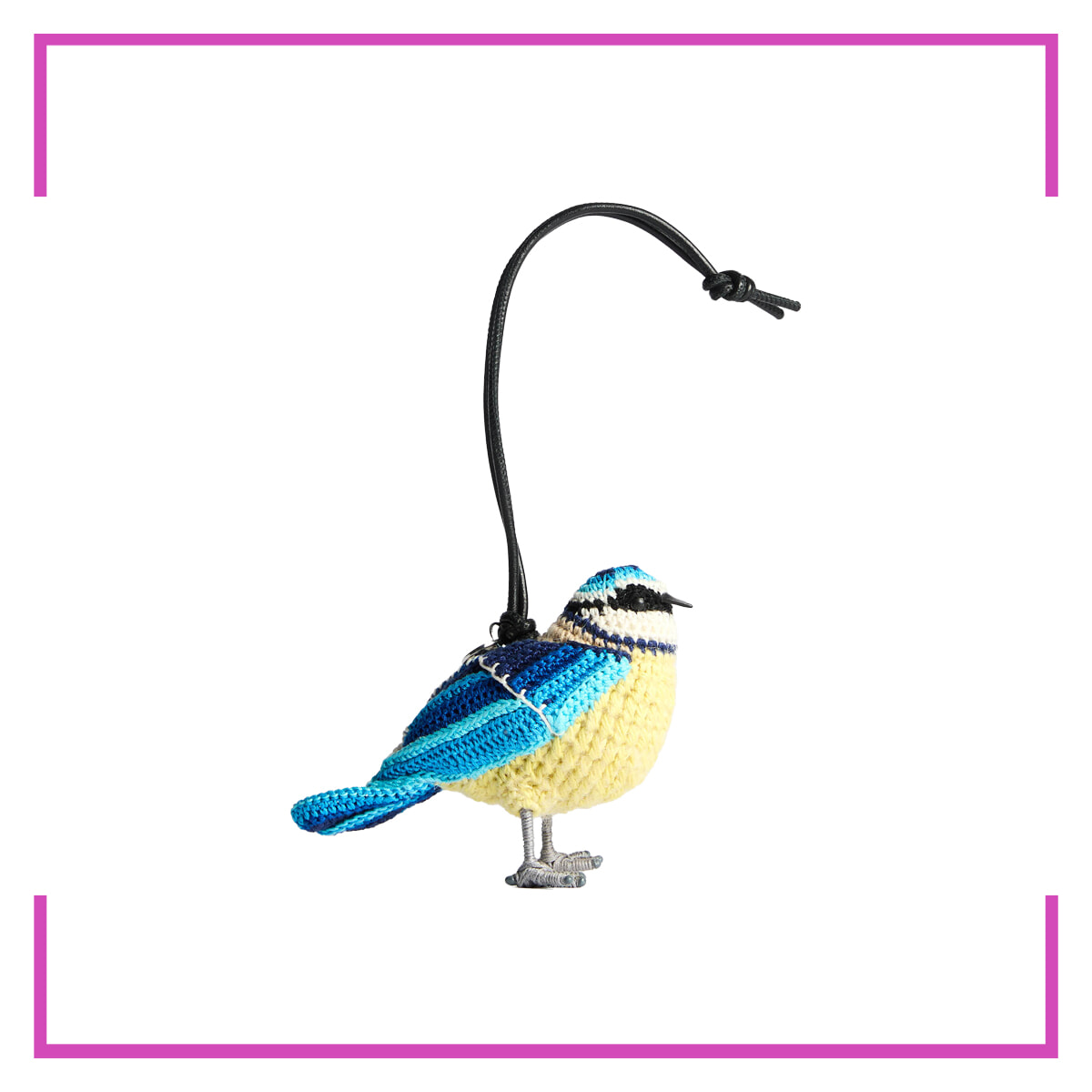 迷いが出たらサイン。やぎ座の判断力を研ぎ澄ます、2月の開運モチーフ。【星座別ラッキーアイテム占い】